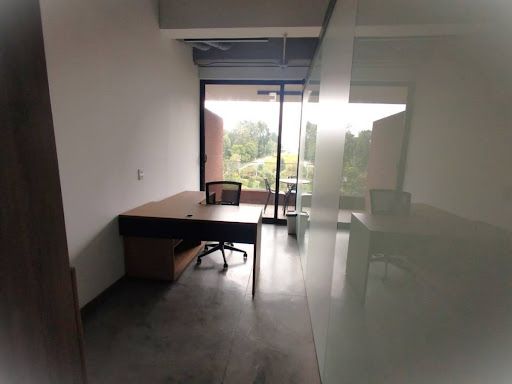 Oficina en arriendo Antioquia Envigado Envigado 58 m2 Habitaciones 0 Baños 1 Garajes 1 Precio $6500000