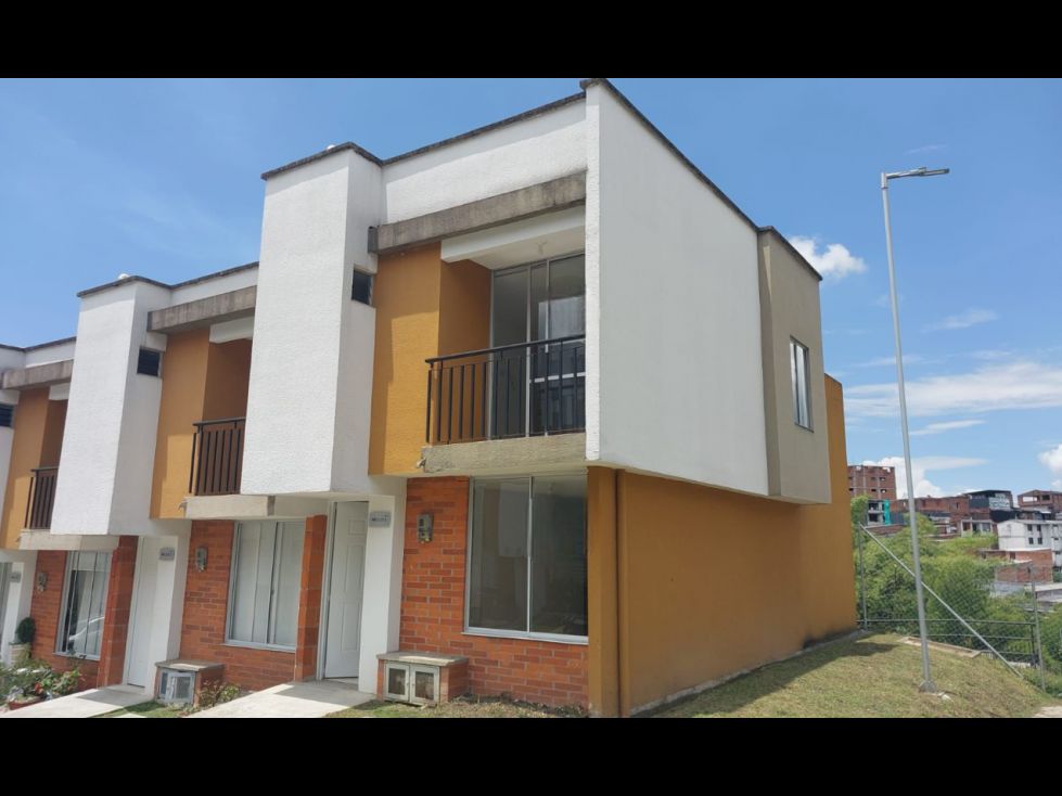 Casa en venta Risaralda Dosquebradas Ub Los Rosales 72 m2 Habitaciones 3 Baños 3 Garajes 1 Precio $310000000