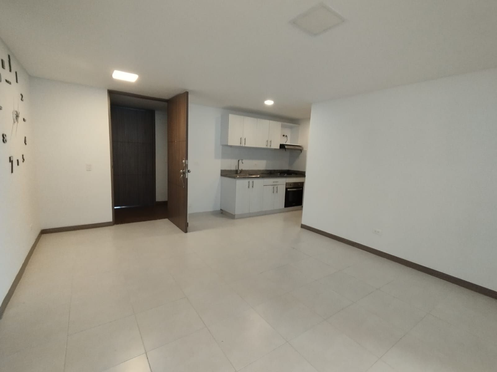 Apartamento en arriendo Antioquia La Estrella La Ferreria 85 m2 Habitaciones 2 Baños 2 Garajes 1 Precio $2450000