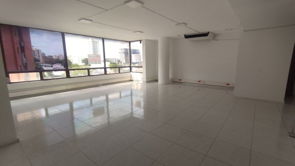 Oficina en arriendo Valle Del Cauca Cali Santa Mónica 139 m2 Habitaciones 0 Baños 2 Garajes 0 Precio $4600000