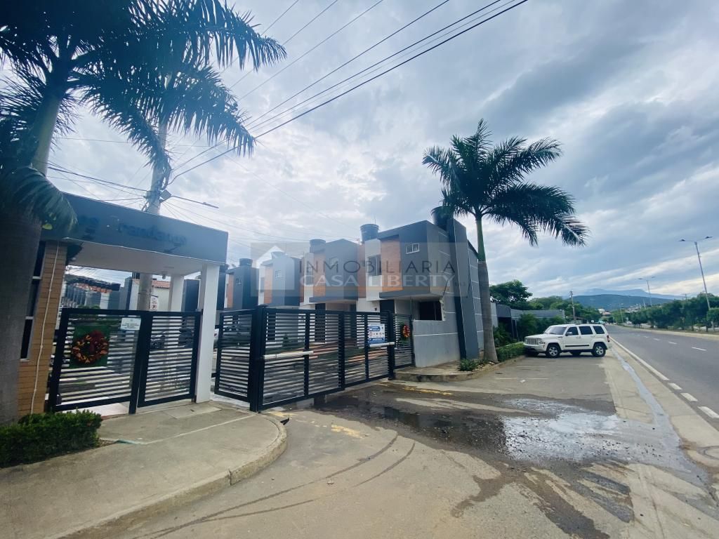 Casa en venta Norte De Santander Los Patios La Floresta 54 m2 Habitaciones 2 Baños 3 Garajes 1 Precio $250000000