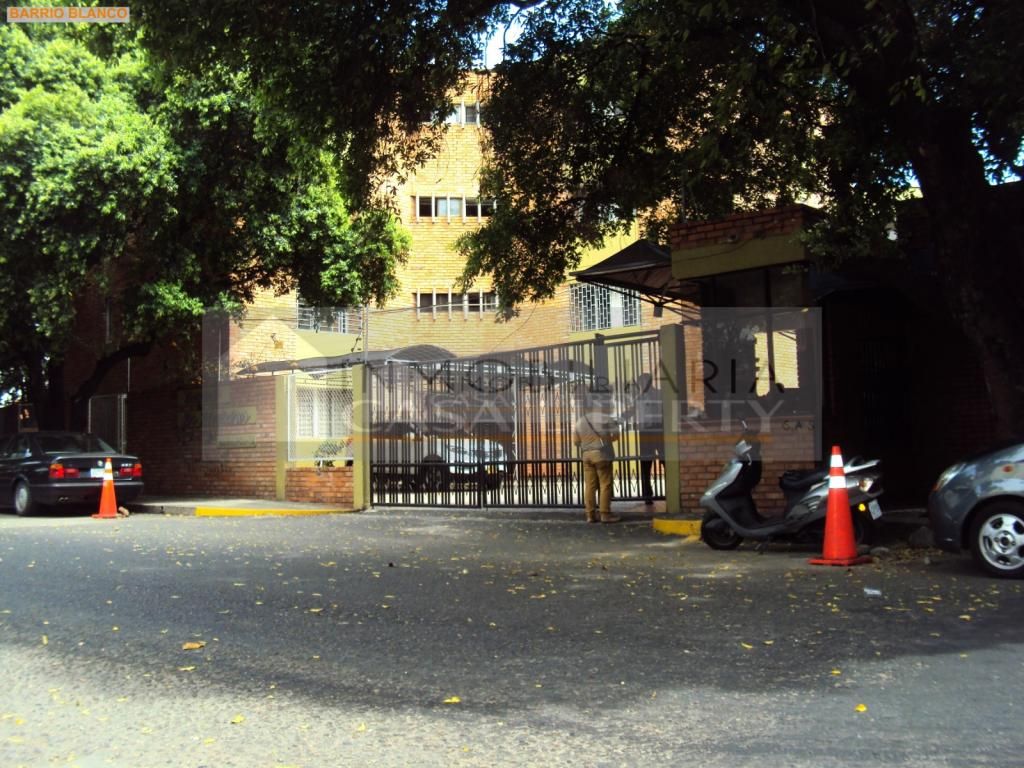 Apartamento en venta Norte De Santander Cúcuta El Rosal 92 m2 Habitaciones 3 Baños 2 Garajes 1 Precio $230000000