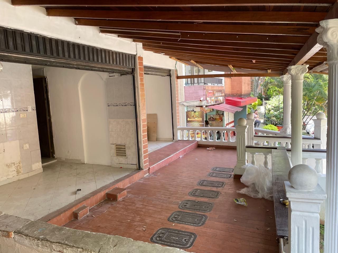 Local Comercial en arriendo Antioquia Medellín Urbanizacion Loyola 35 m2 Habitaciones 0 Baños 0 Garajes 0 Precio $1500000