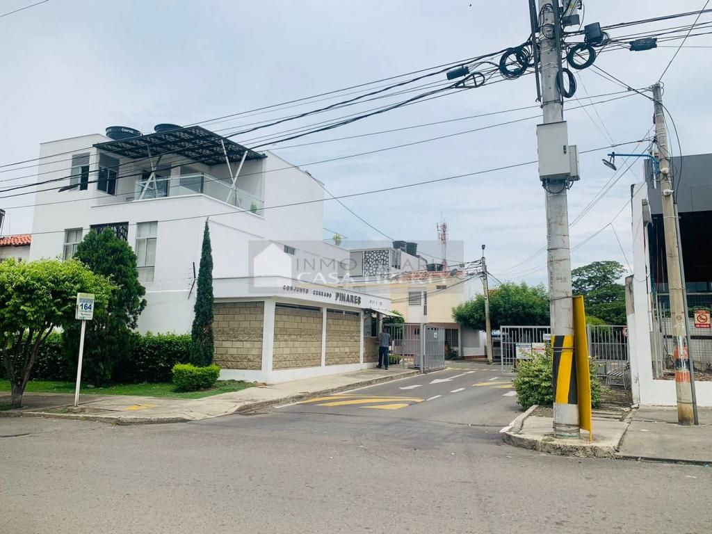 Casa en venta Norte De Santander Cúcuta Br Prados Del Este 160 m2 Habitaciones 3 Baños 4 Garajes 3 Precio $450000000