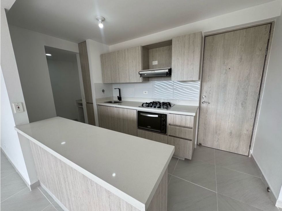 Apartamento en arriendo Antioquia Rionegro San Antonio 68 m2 Habitaciones 2 Baños 2 Garajes 1 Precio $2400000