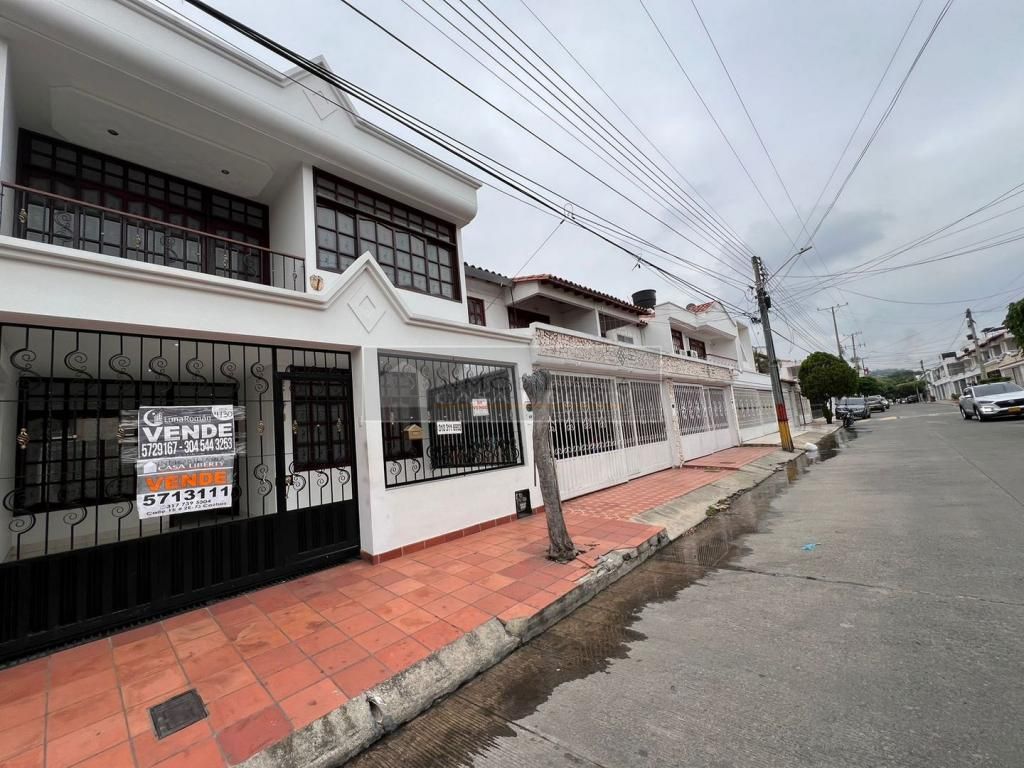 Casa en venta Norte De Santander Cúcuta Ceiba Ii 200 m2 Habitaciones 4 Baños 4 Garajes 1 Precio $480000000