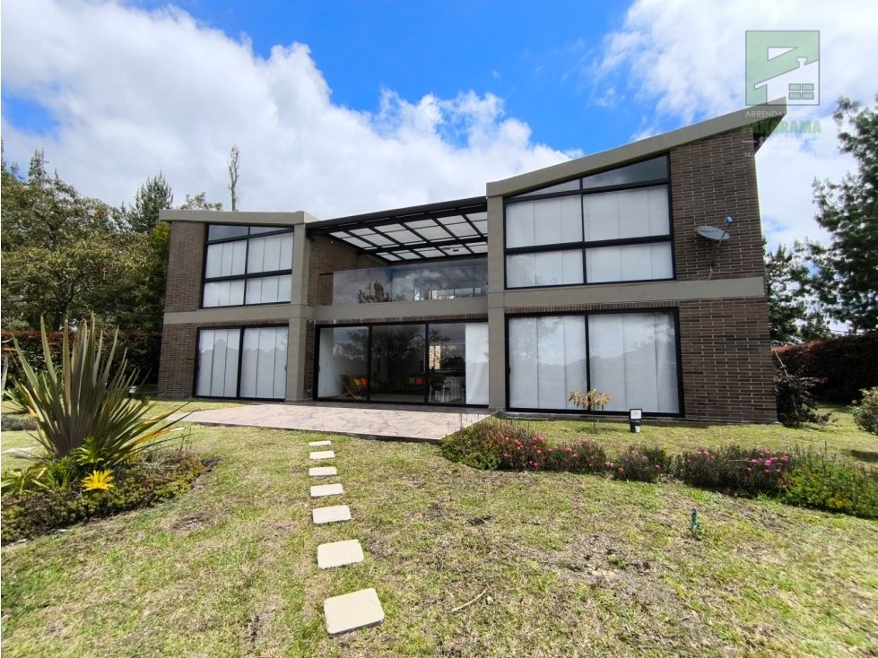 Casa Campestre en venta Antioquia Bello Bello 400 m2 Habitaciones 5 Baños 7 Garajes 4 Precio $1600000000