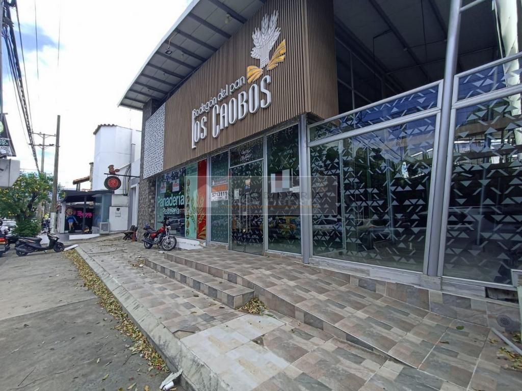 Local en arriendo Norte De Santander Cúcuta Caobos 450 m2 Habitaciones 0 Baños 6 Garajes 4 Precio $17500000