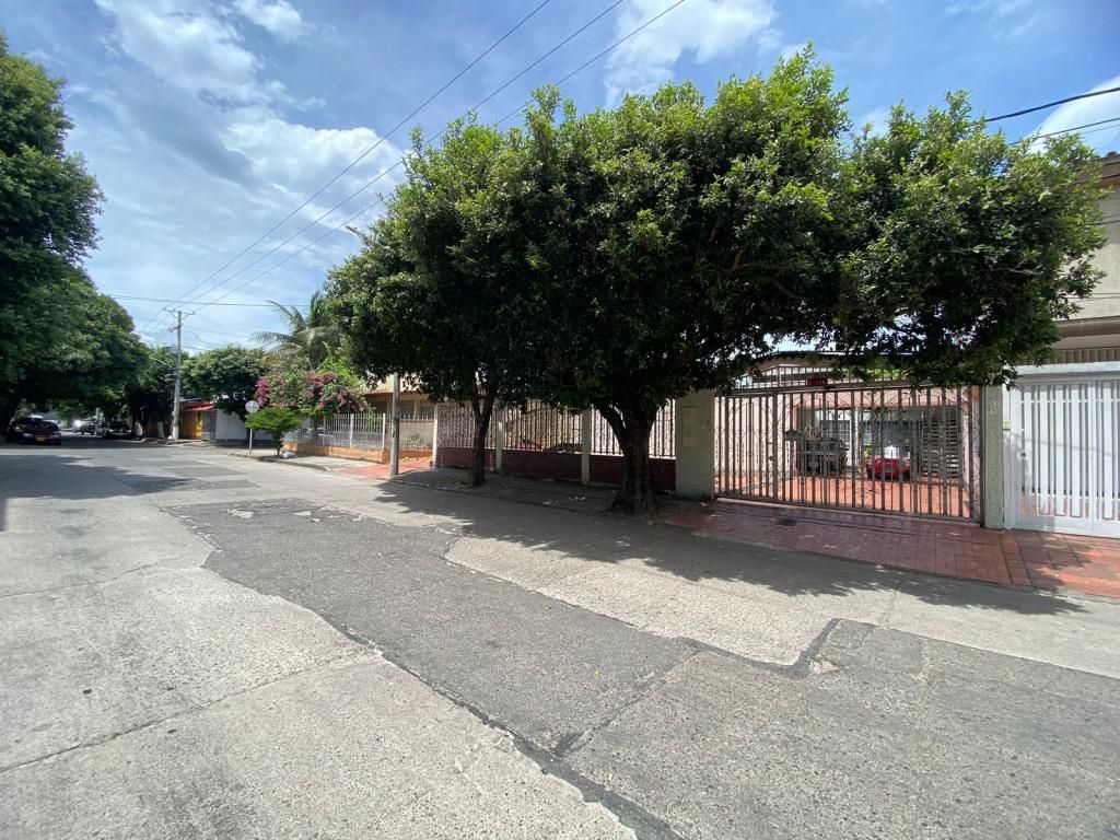 Casa en venta Norte De Santander Cúcuta Popular 620 m2 Habitaciones 8 Baños 6 Garajes 6 Precio $1300000000