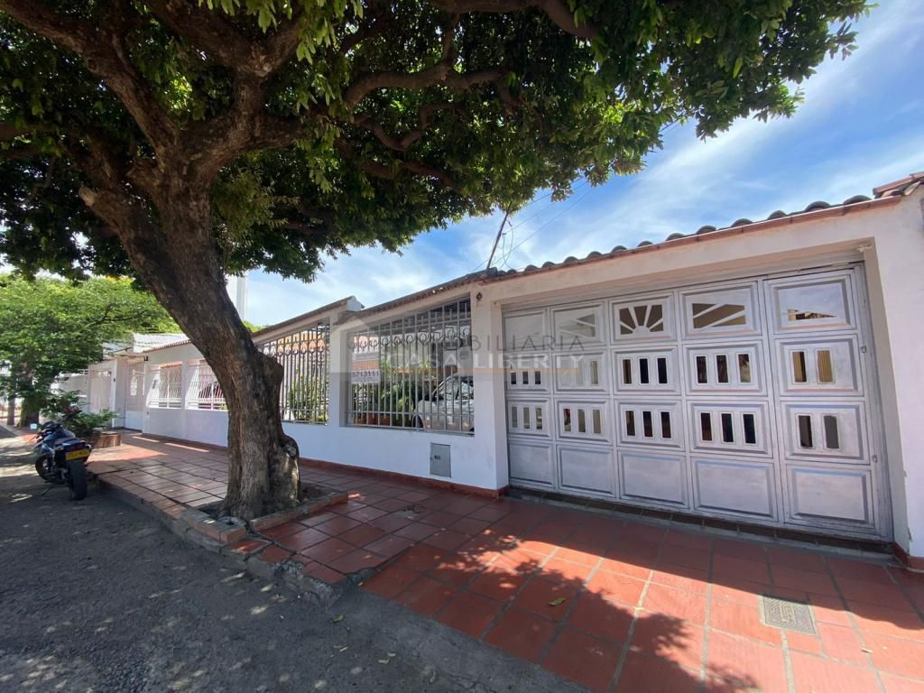 Casa en venta Norte De Santander Cúcuta Quinta Bosch 209 m2 Habitaciones 5 Baños 4 Garajes 2 Precio $450000000