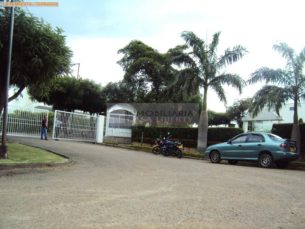 Casa en venta Norte De Santander Los Patios Ub Terrazas De La Floresta 338 m2 Habitaciones 6 Baños 6 Garajes 4 Precio $1650000000