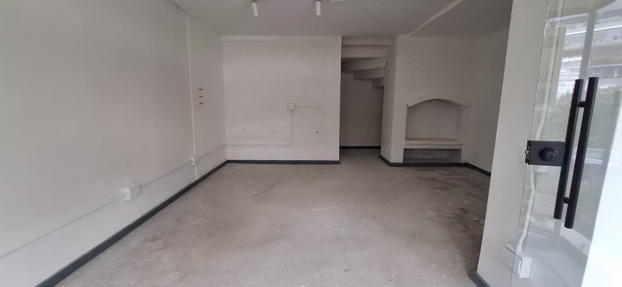 Local en arriendo Antioquia Medellín Patio Bonito 35 m2 Habitaciones 0 Baños 1 Garajes 0 Precio $5000000