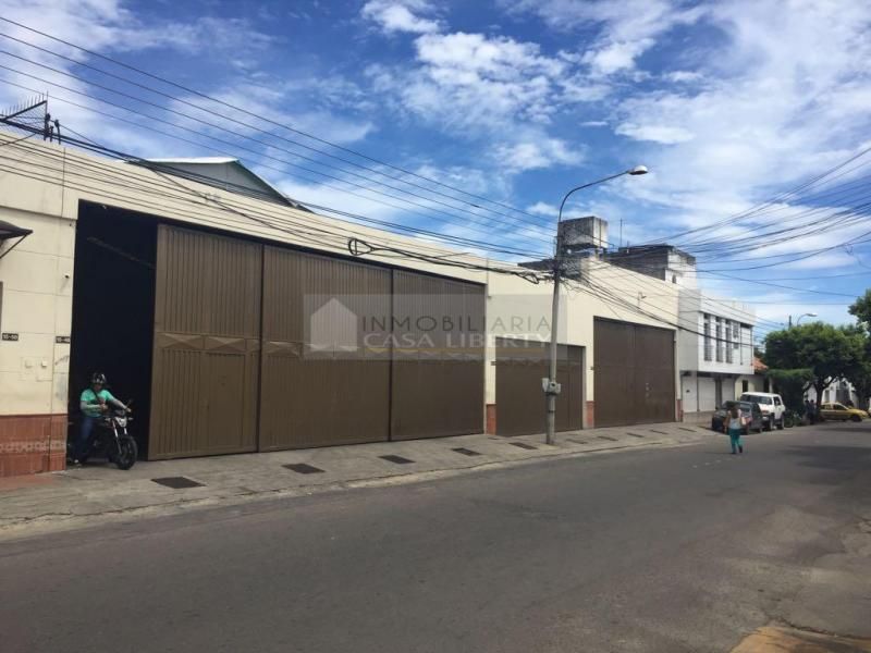 Bodega en venta Norte De Santander Cúcuta El Centro 2300 m2 Habitaciones 0 Baños 0 Garajes 0 Precio $6900000000