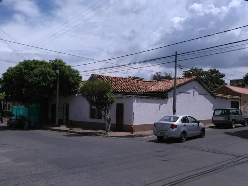 Casa en venta Norte De Santander Cúcuta San Miguel 200 m2 Habitaciones 3 Baños 2 Garajes 1 Precio $220000000