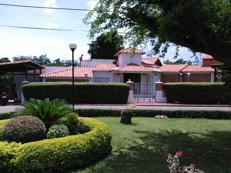 Casa en venta Norte De Santander Villa Del Rosario Lomita Hermosa 850 m2 Habitaciones 4 Baños 7 Garajes 3 Precio $1100000000