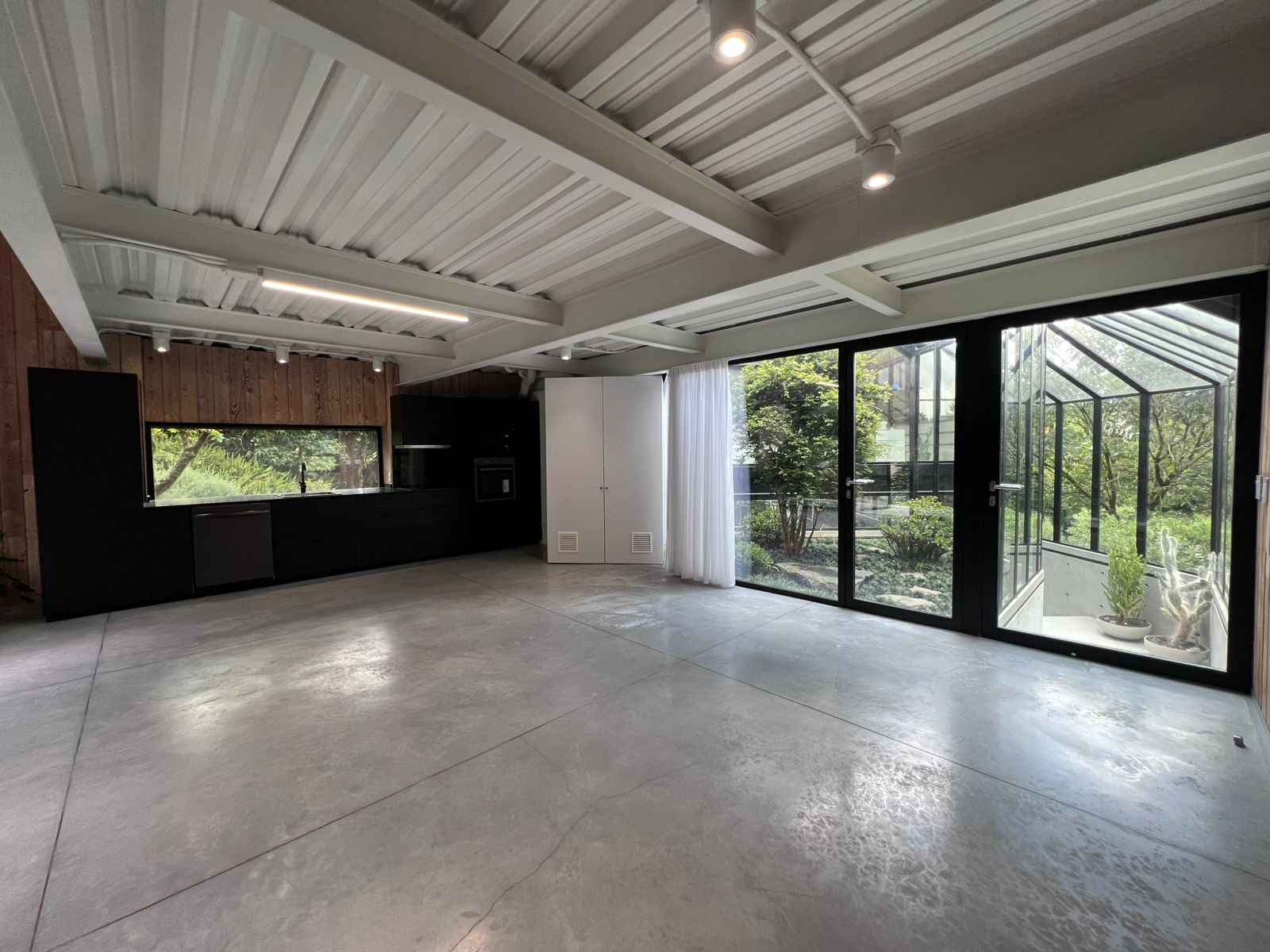 Apartamento en arriendo Antioquia Envigado Zúñiga 90 m2 Habitaciones 1 Baños 1 Garajes 2 Precio $5900000