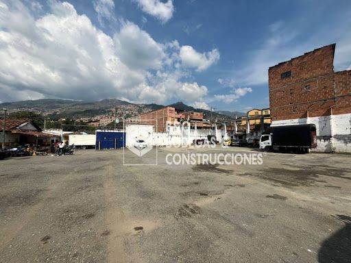 Lote en arriendo Antioquia Medellín Caicedo 2400 m2 Habitaciones 0 Baños 0 Garajes 0 Precio $30000000