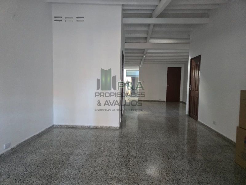 Casa en arriendo Antioquia Medellín Los Alcazares 193 m2 Habitaciones 4 Baños 4 Garajes 1 Precio $5800000