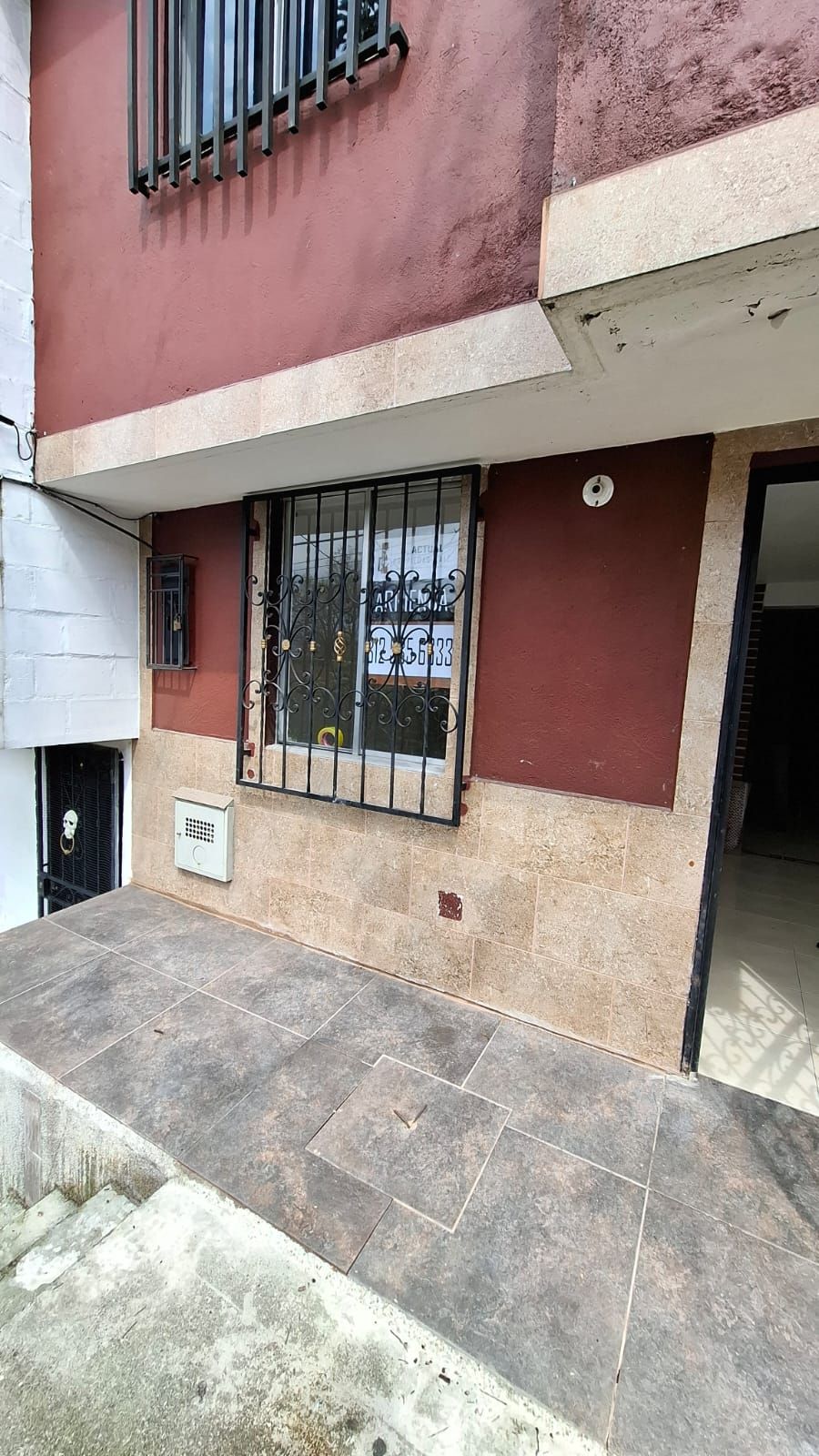 Casa en arriendo Antioquia Medellín Cataluña 95 m2 Habitaciones 5 Baños 2 Garajes 1 Precio $2000000