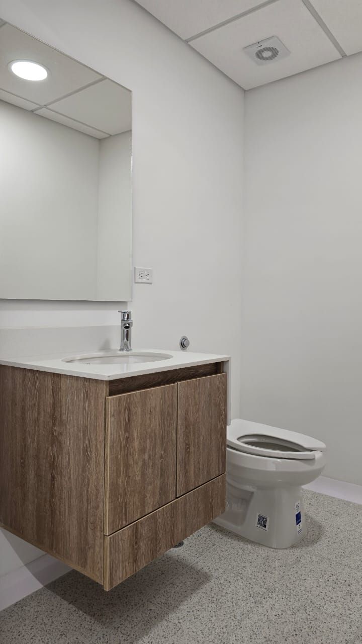 Consultorio en arriendo Antioquia Medellín Simesa 38 m2 Habitaciones 0 Baños 1 Garajes 1 Precio $4600000