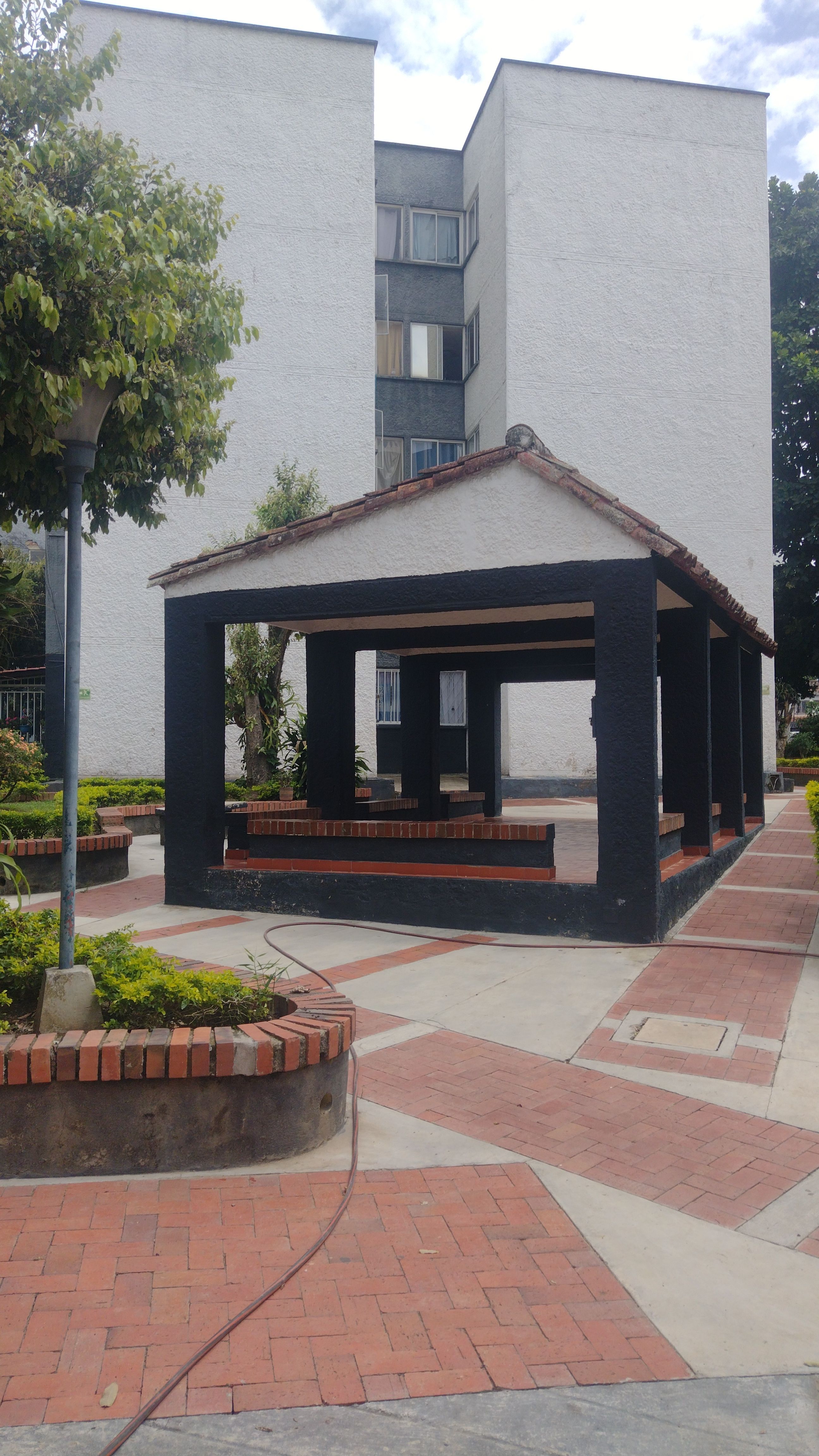 Apartamento en arriendo o venta Santander Piedecuesta Candelaria Et I 60 m2 Habitaciones 3 Baños 1 Garajes 1 Precio venta $160000000 Precio arriendo $800000