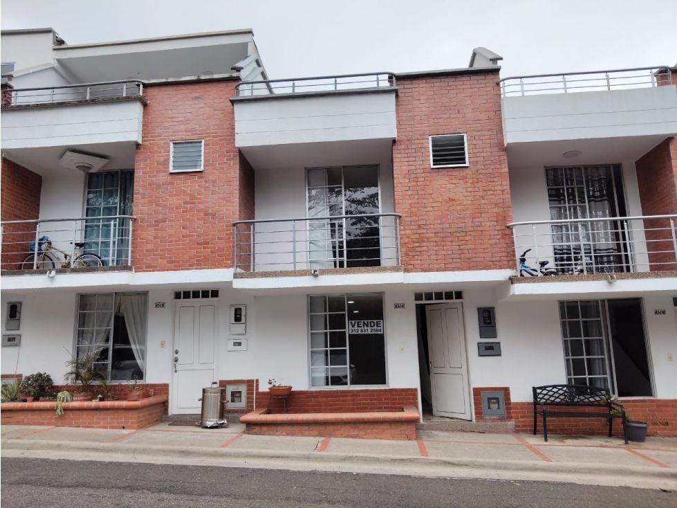 Casa en venta Risaralda Pereira Santa Clara De Las Villas 159 m2 Habitaciones 3 Baños 4 Garajes 1 Precio $680000000