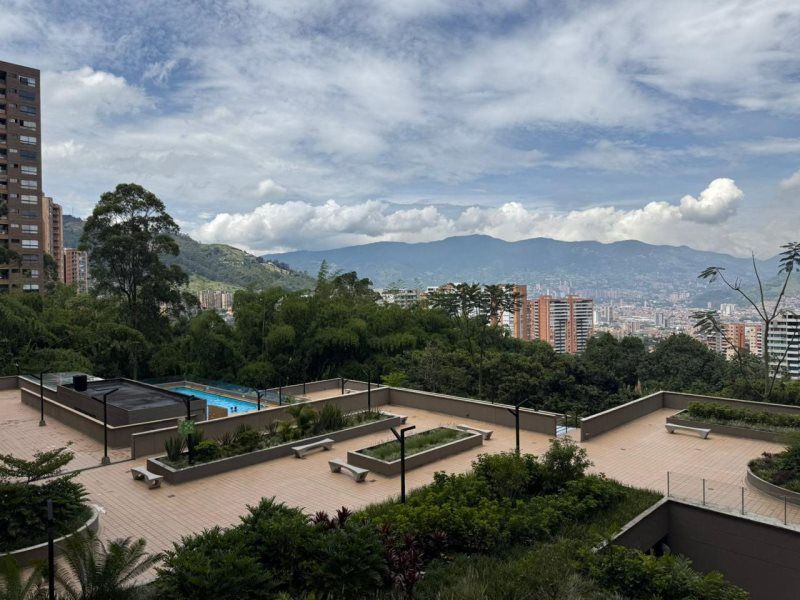 Apartaestudio en arriendo Antioquia Envigado Zúñiga 62 m2 Habitaciones 1 Baños 2 Garajes 0 Precio $3500000