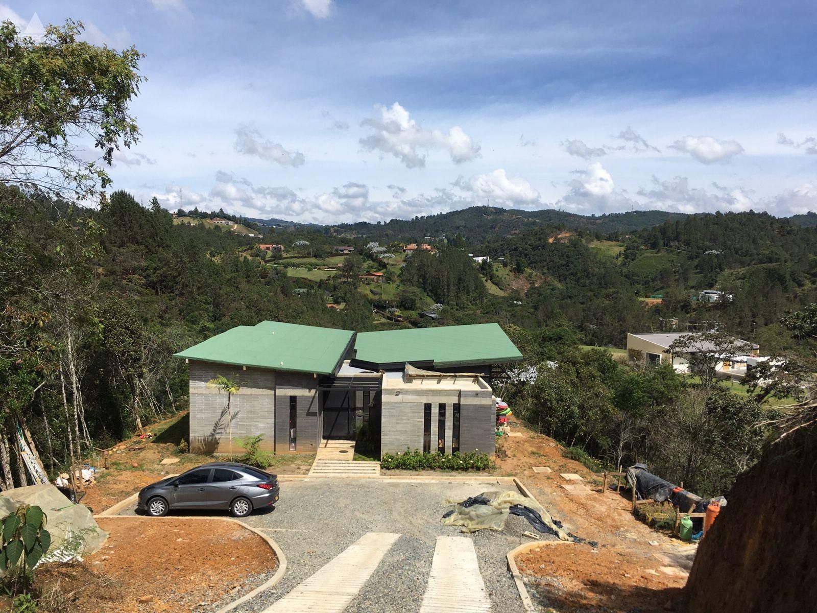 Casa en venta Antioquia El Retiro El Retiro 200 m2 Habitaciones 3 Baños 3 Garajes 0 Precio $1800000000