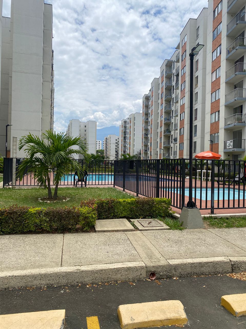 Apartamento en arriendo Valle Del Cauca Jamundí Los Naranjos 62 m2 Habitaciones 2 Baños 2 Garajes 1 Precio $900000