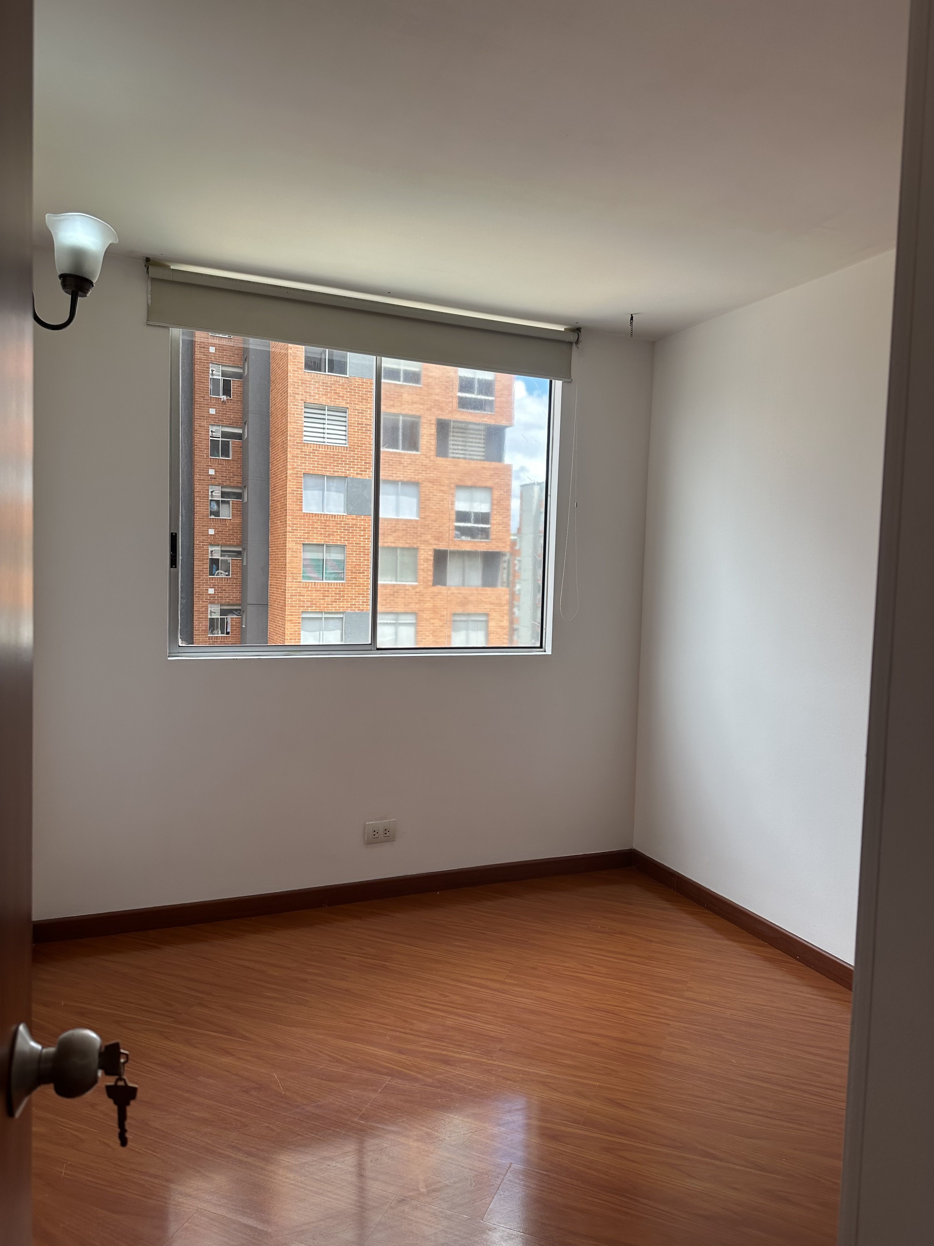 Apartamento en venta Cundinamarca Bogotá Cjr Parques De Pontevedra 90 m2 Habitaciones 3 Baños 2 Garajes 1 Precio $620000000