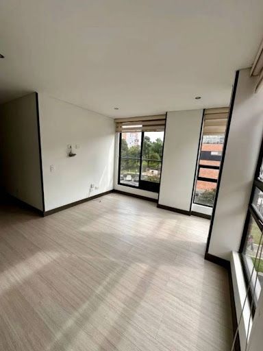 Apartamento en arriendo Cundinamarca Bogotá Ciudad Jardín Norte 90 m2 Habitaciones 3 Baños 3 Garajes 1 Precio $4000000