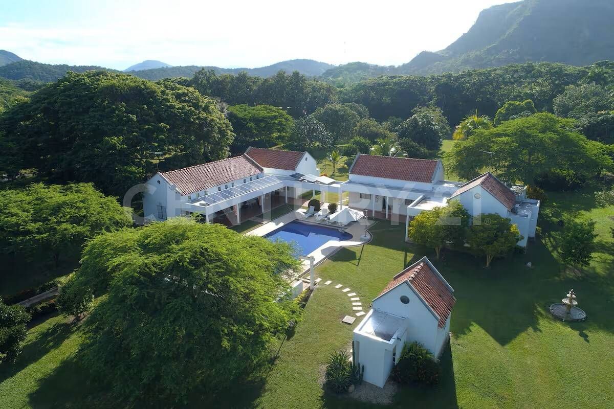 Finca en venta Cundinamarca Nilo Nilo 600 m2 Habitaciones 9 Baños 9 Garajes 0 Precio $1550000000