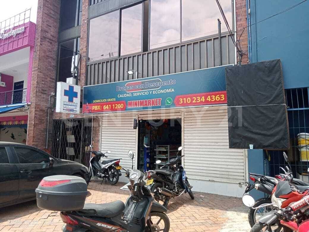 Local en arriendo Valle Del Cauca Cali 3 De Julio 150 m2 Habitaciones 0 Baños 2 Garajes 0 Precio $6000000