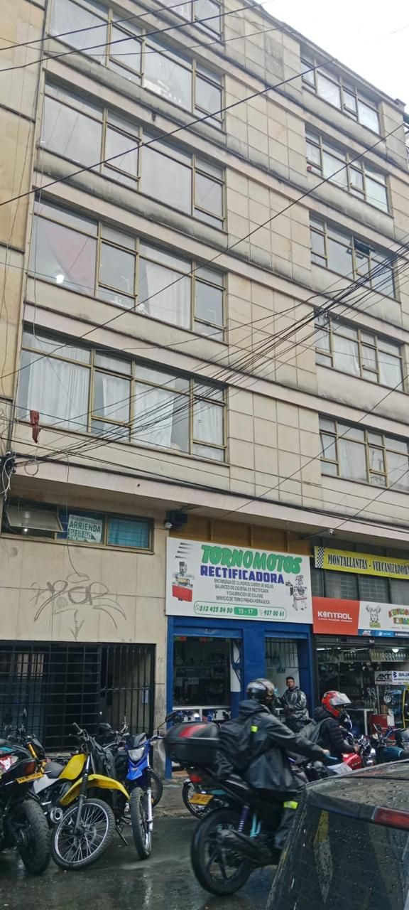 Edificio en venta Cundinamarca Bogotá San Victorino 1390 m2 Habitaciones 6 Baños 6 Garajes 0 Precio $2980000000