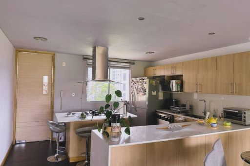 Apartamento en arriendo Antioquia Envigado Zúñiga 180 m2 Habitaciones 3 Baños 5 Garajes 1 Precio $10500000