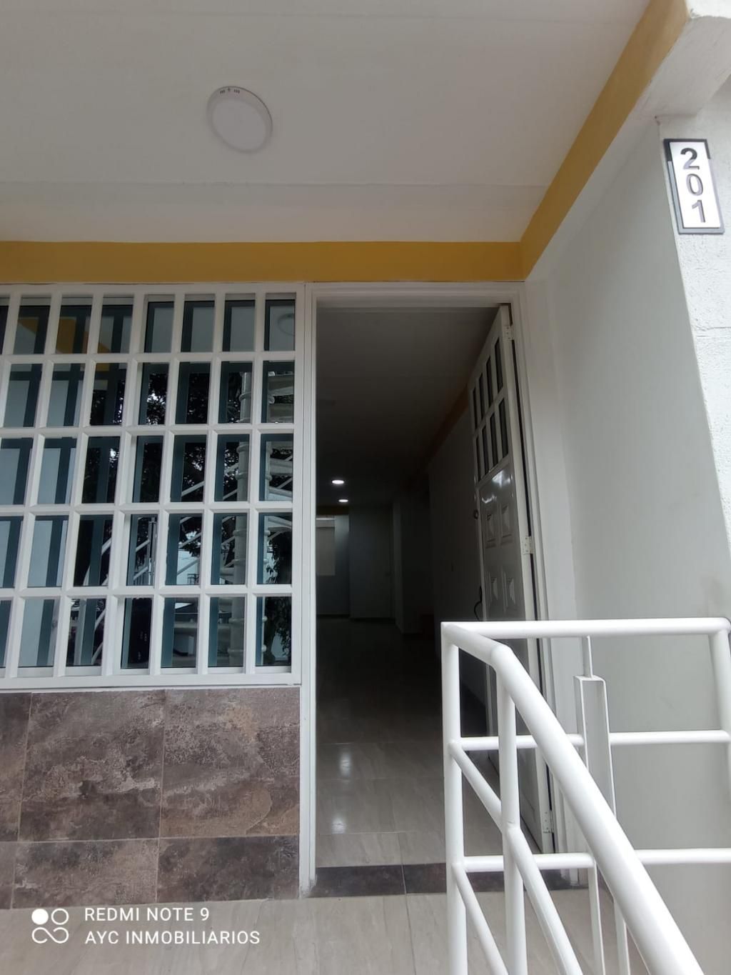 Apartamento en arriendo Valle Del Cauca Cali Ciudad 2000 80 m2 Habitaciones 3 Baños 1 Garajes 0 Precio $1000000
