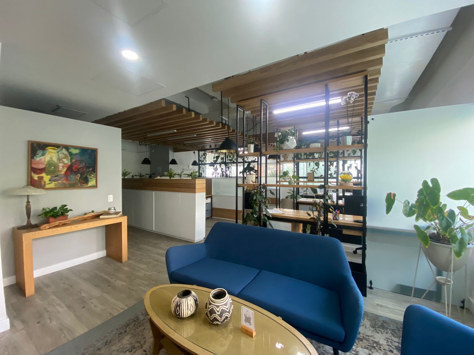 Oficina en arriendo Antioquia Medellín Manila 105 m2 Habitaciones 0 Baños 1 Garajes 2 Precio $9600000