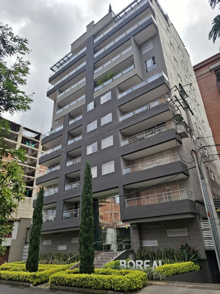 Apartamento en venta Antioquia Envigado El Portal 63 m2 Habitaciones 3 Baños 5 Garajes 2 Precio $2500000000
