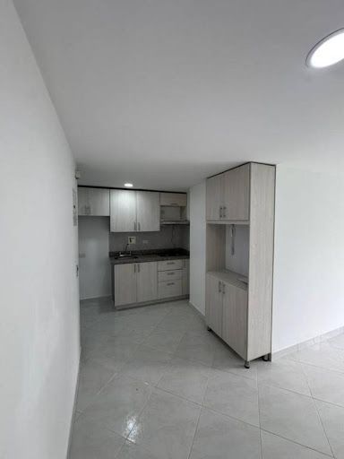 Apartaestudio en arriendo Antioquia Medellín Los Alcazares 45 m2 Habitaciones 1 Baños 1 Garajes 0 Precio $1500000