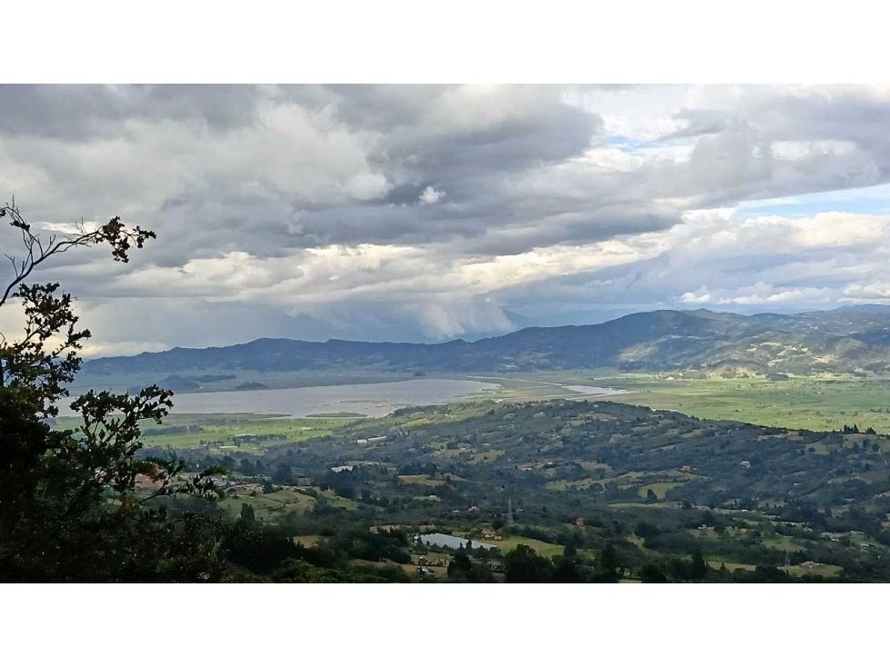 Finca en venta Cundinamarca Fúquene Fúquene 120 m2 Habitaciones 3 Baños 2 Garajes 4 Precio $750000000