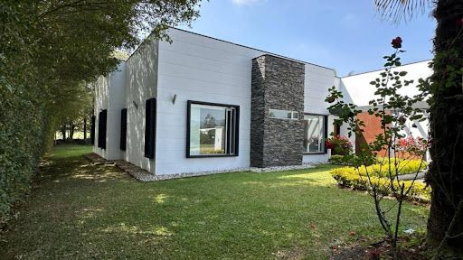 Casa en venta Antioquia Rionegro Rionegro 1500 m2 Habitaciones 3 Baños 4 Garajes 5 Precio $3300000000