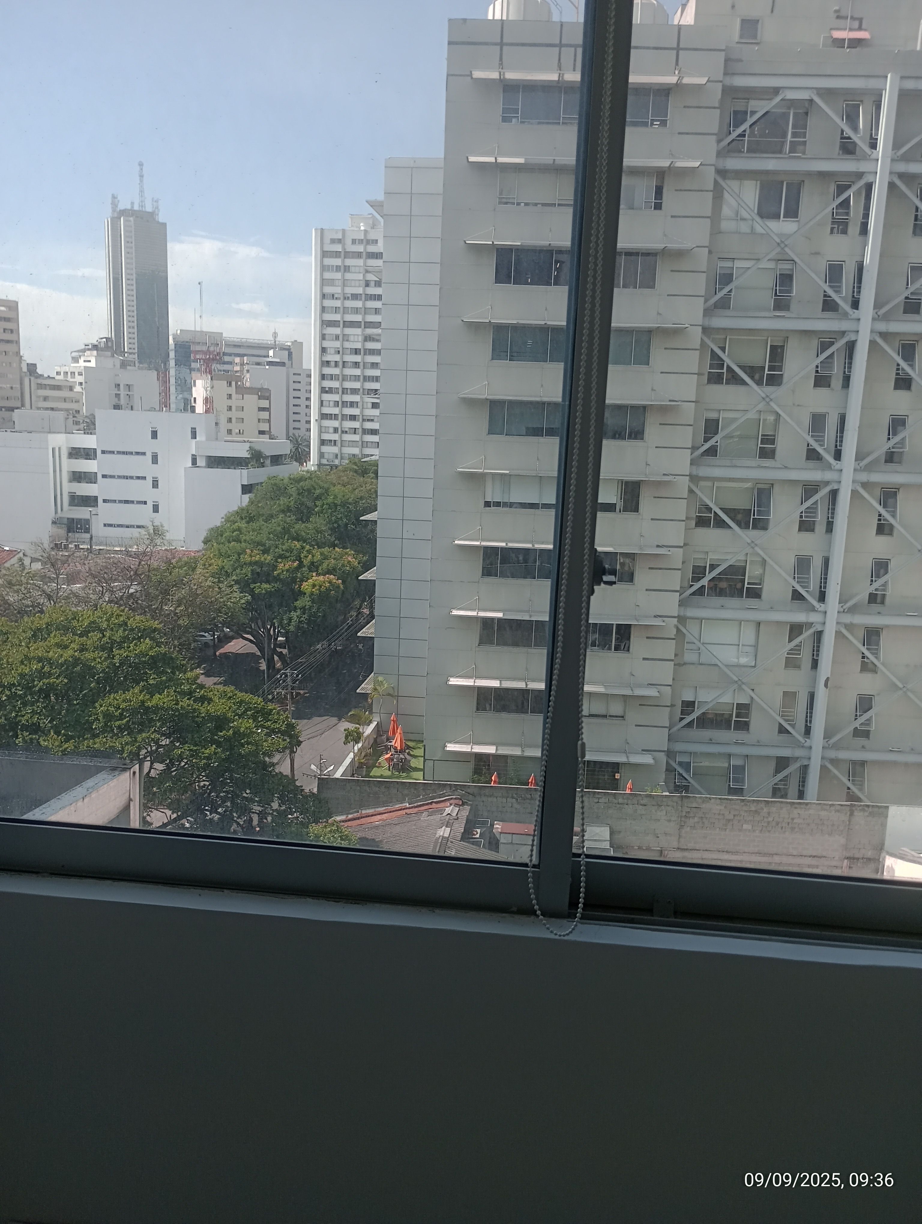 Consultorio en venta Valle Del Cauca Cali Santa Mónica 25 m2 Habitaciones 0 Baños 1 Garajes 0 Precio $77000000