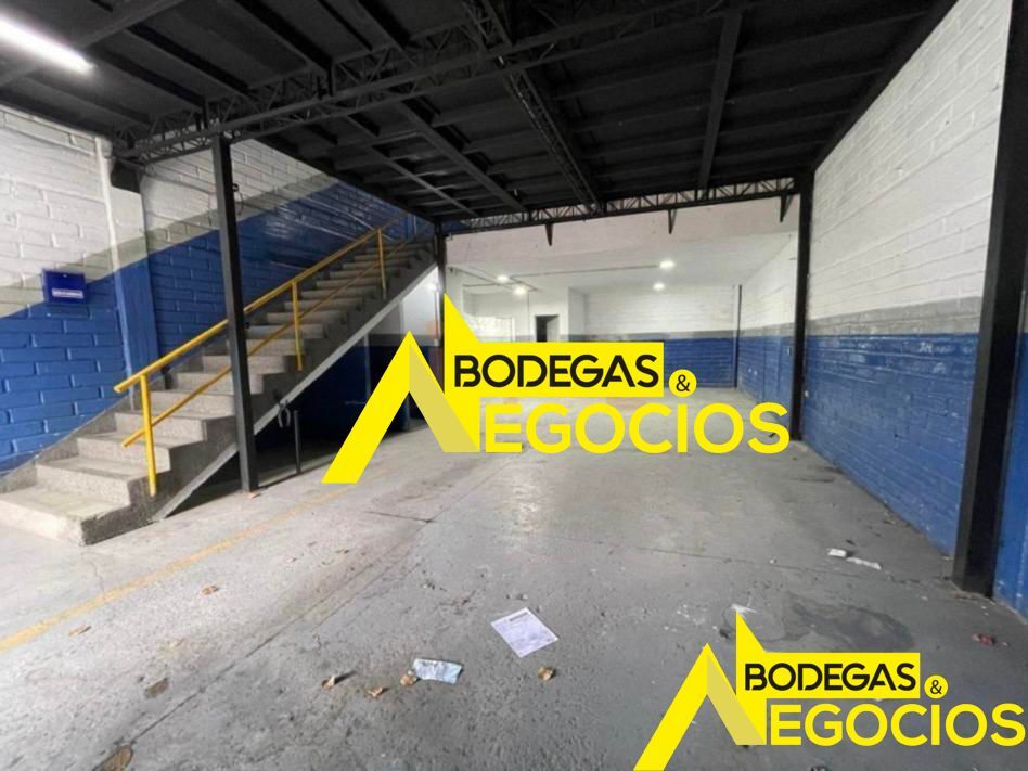 Bodega en arriendo Antioquia Medellín Villanueva 190 m2 Habitaciones 0 Baños 2 Garajes 3 Precio $7000000