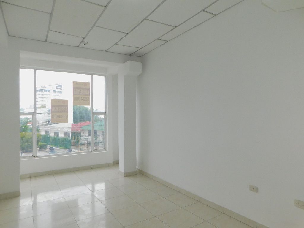 Local en arriendo Bolívar Cartagena Br Santa Lucia 180 m2 Habitaciones 0 Baños 2 Garajes 0 Precio $7500000