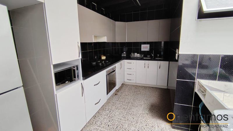 Casa en arriendo Antioquia Medellín Bolivariana 220 m2 Habitaciones 7 Baños 3 Garajes 0 Precio $8000000