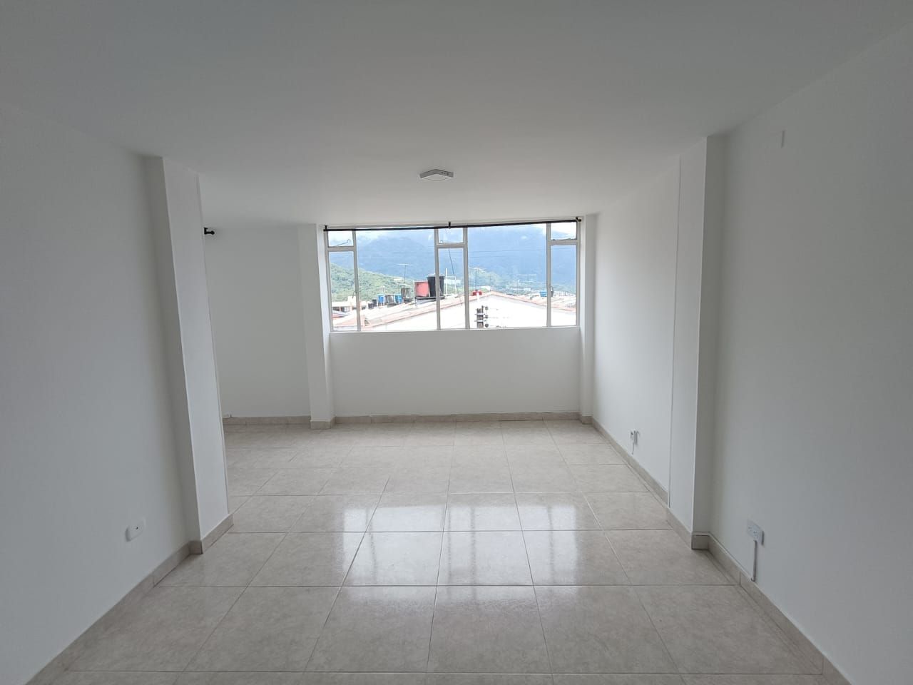 Apartamento en venta Tolima Ibagué Cr Tejares 75 m2 Habitaciones 4 Baños 2 Garajes 1 Precio $230000000