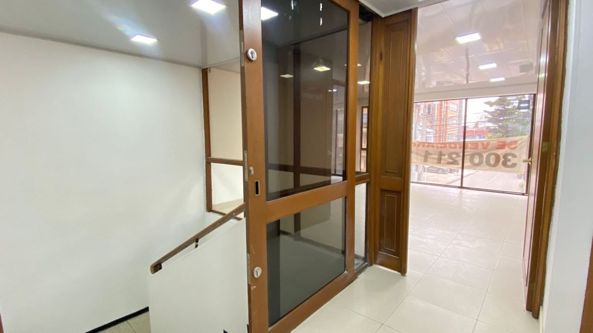 Oficina en arriendo Cundinamarca Bogotá Lago Gaitan 600 m2 Habitaciones 0 Baños 3 Garajes 0 Precio $13000000