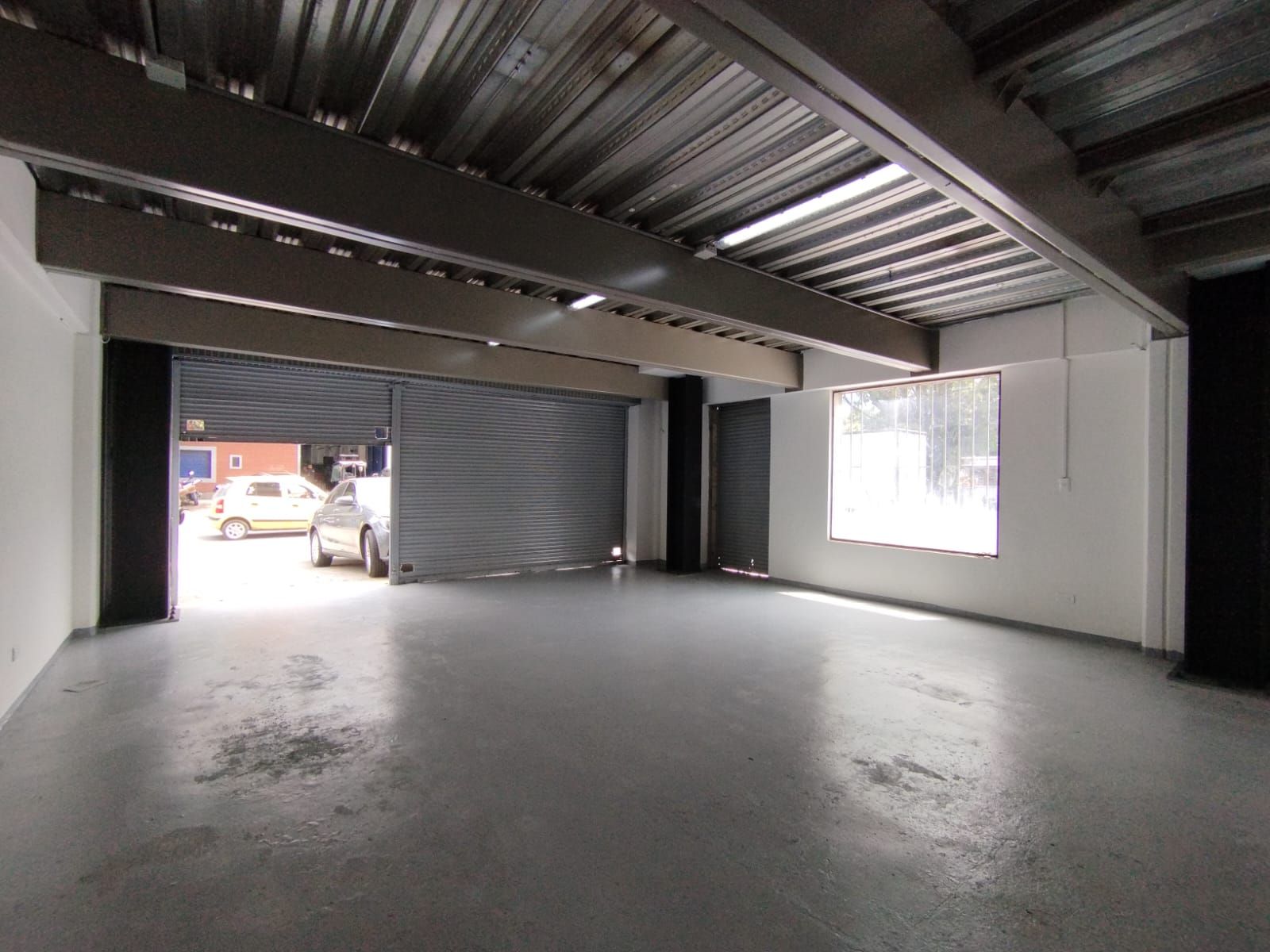 Local en arriendo Antioquia Medellín Fatima 132 m2 Habitaciones 0 Baños 0 Garajes 0 Precio $9500000