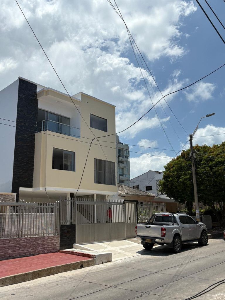 Apartamento en arriendo Atlántico Barranquilla Paraiso 70 m2 Habitaciones 3 Baños 2 Garajes 1 Precio $2200000