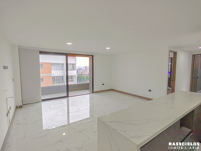 Apartamento en arriendo Antioquia Medellín La Castellana 110 m2 Habitaciones 3 Baños 2 Garajes 1 Precio $4400000
